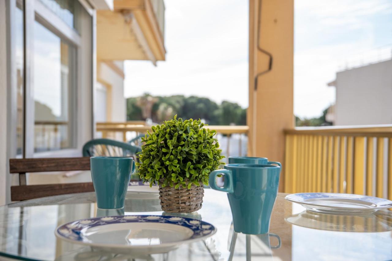 Coastal Paradise & Cozy Home With A 100M From The Beach! 캠브릴스 외부 사진